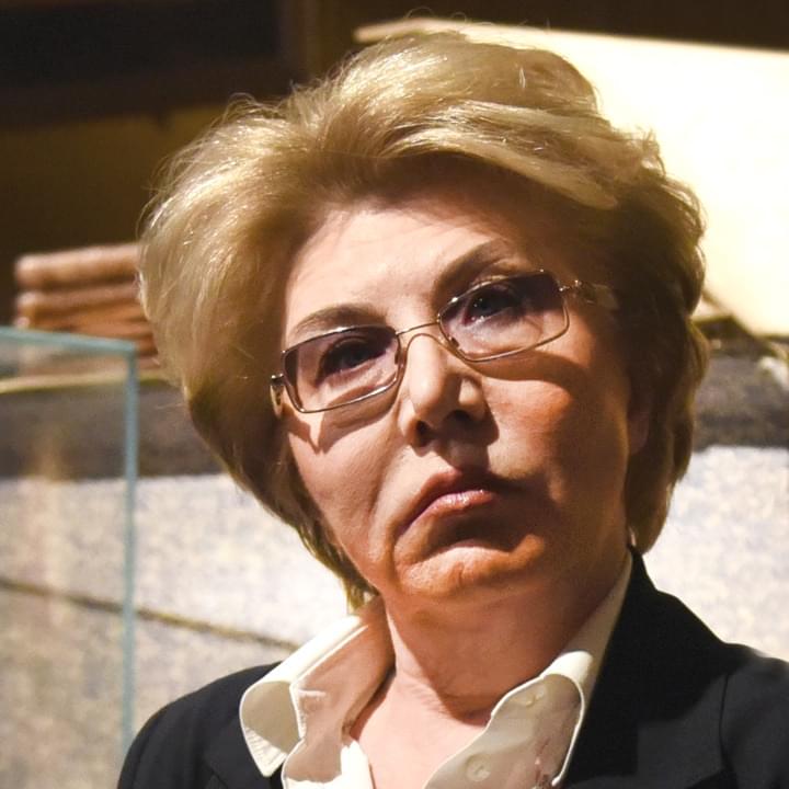 Вера Дементьева